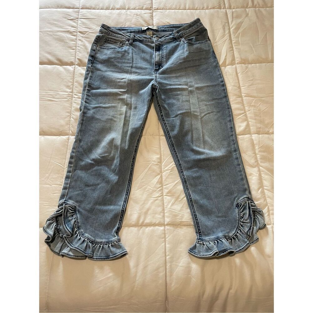 Denim cropped ruffle leg jeans